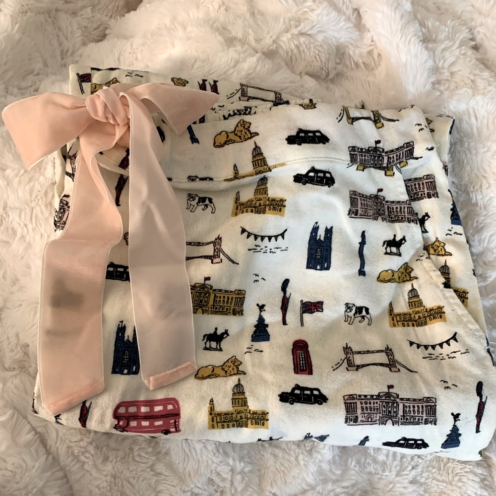 Boden Vanessa Cosy London Print Lounge Pants - size XL